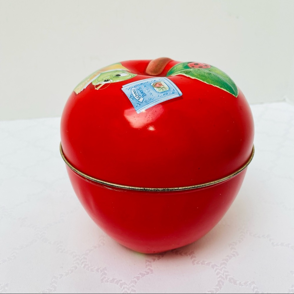 Vintage Apple Metal Tin 5” Red Apple Storage Tin /Decoration with Reading Worm. - Picture 3 of 10